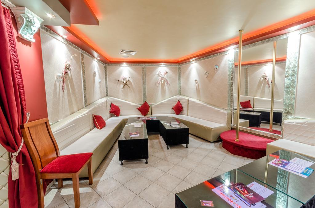 Hotel Cosmos Ασένοβγκραντ Εξωτερικό φωτογραφία