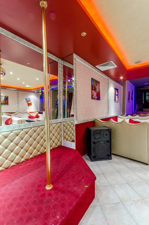 Hotel Cosmos Ασένοβγκραντ Εξωτερικό φωτογραφία