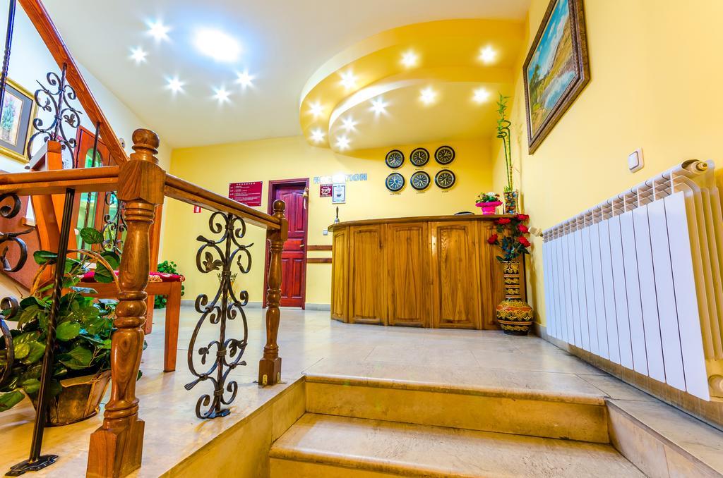 Hotel Cosmos Ασένοβγκραντ Εξωτερικό φωτογραφία