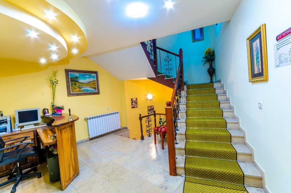 Hotel Cosmos Ασένοβγκραντ Εξωτερικό φωτογραφία