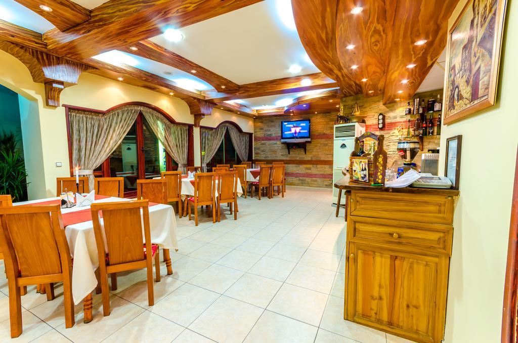Hotel Cosmos Ασένοβγκραντ Εξωτερικό φωτογραφία
