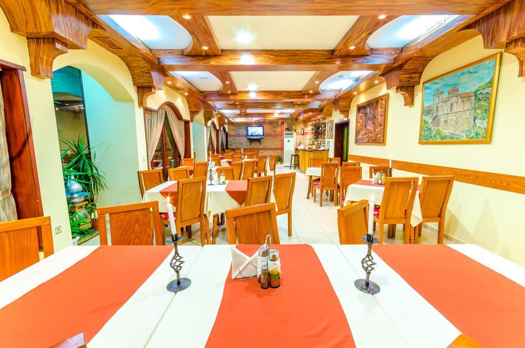 Hotel Cosmos Ασένοβγκραντ Εξωτερικό φωτογραφία