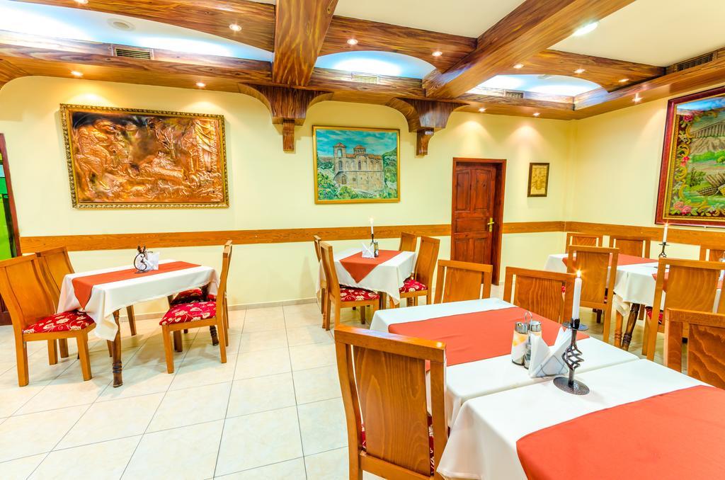 Hotel Cosmos Ασένοβγκραντ Εξωτερικό φωτογραφία